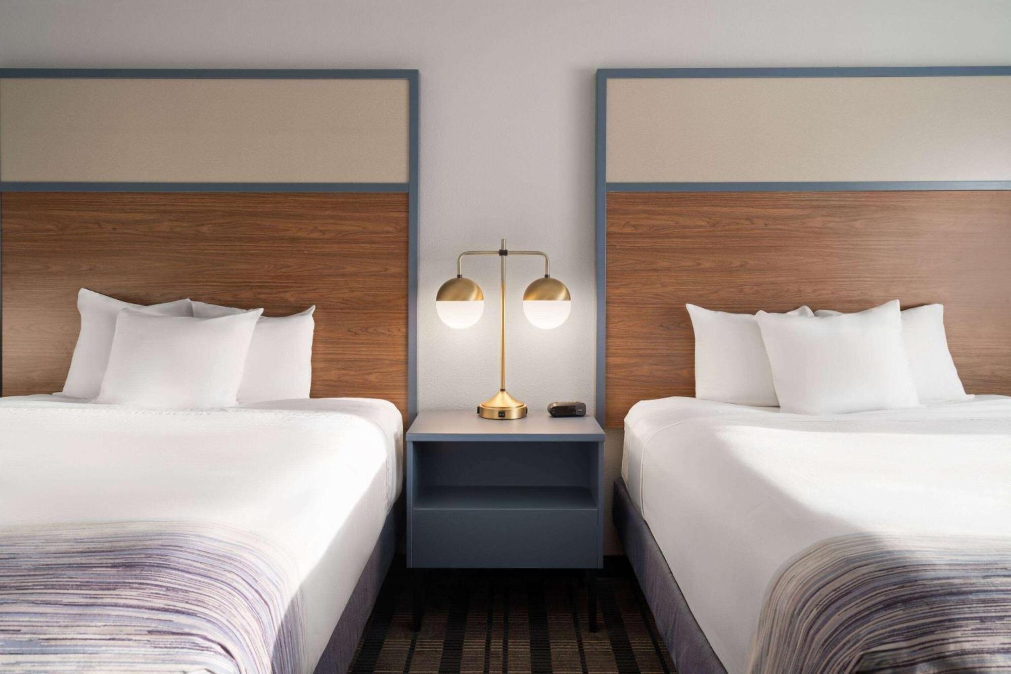 Americinn By Wyndham Beaver Dam Exteriér fotografie
