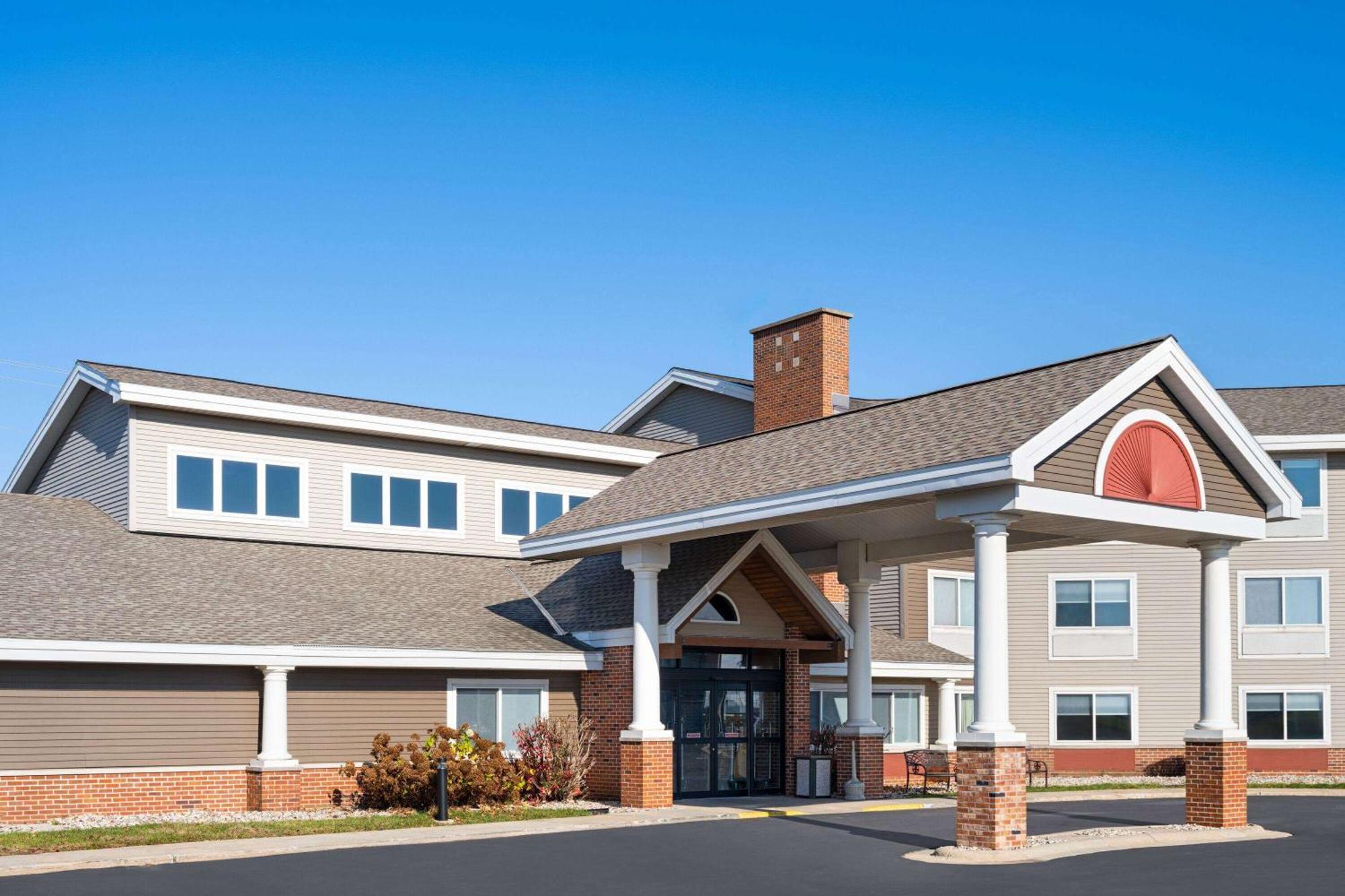 Americinn By Wyndham Beaver Dam Exteriér fotografie